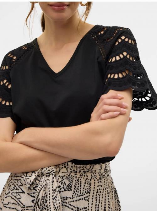 CAMISETA BLASY NEGRA VERO MODA