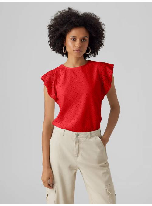 CAMISETA TROQUELADA ROJA VERO MODA