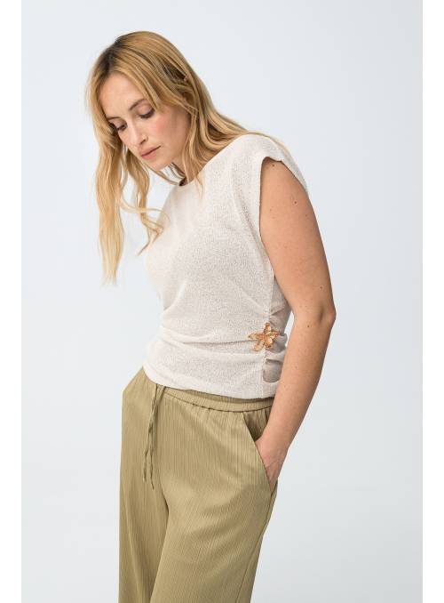 TOP TAKY BEIGE APLIQUE ESTRELLA TIFFOSI